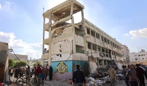 آثار الدمار في مدرسة الماجدة وسيلة في منطقة غرب غزة | المصدر: وكالة الأنباء الفرنسية