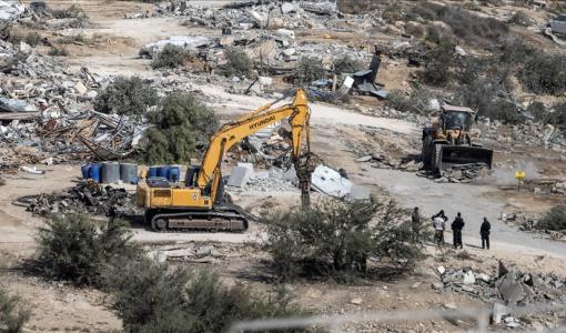 آليات الاحتلال تهدم منشآت بوقت سابق في الضفة الغربية | المصدر:الأناضول