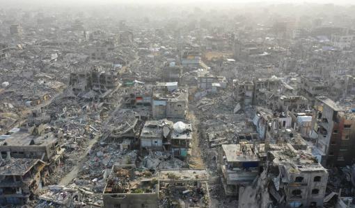 صورة من الجو التقطتها مسيرة تظهر حجم الدمار في بيت حانون بشمال قطاع غزة | المصدر: رويترز