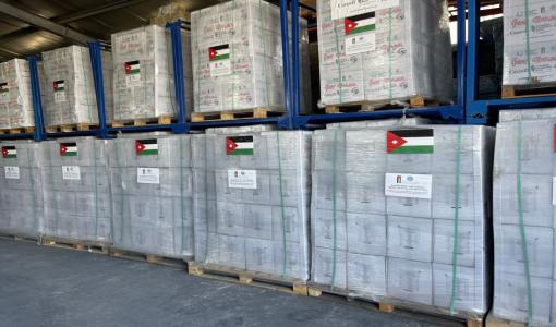 مساعدات أردنية في مستودعات الهيئة الخيرية الأردنية الهاشمية مساعدات أردنية في مستودعات الهيئة الخيرية الأردنية الهاشمية