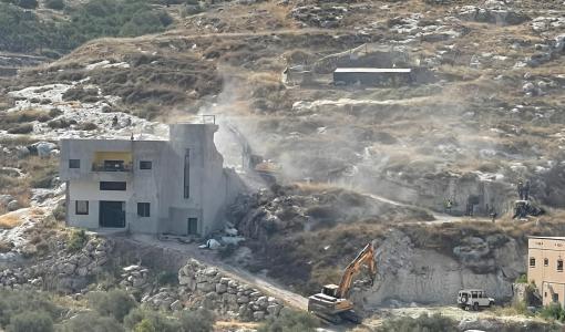 الاحتلال يهدم منزلا في نعلين برام الله 2/7/2025 | المصدر: وكالة وفا الفلسطينية