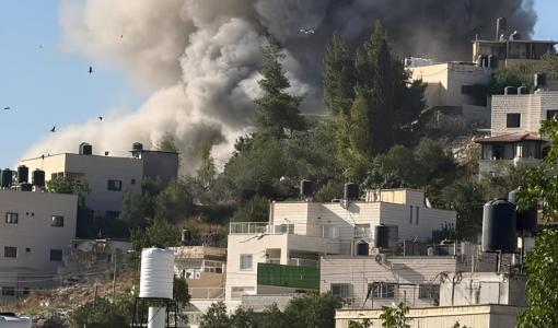 اللحظات الأولى بعد تفجير منزل عائلة الشهيد محمد نزال في بلدة قباطية 17/7/2025 | المصدر: فلسطين بوست