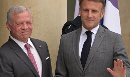 الملك عبد الله الثاني والرئيس الفرنسي إيمانويل ماكرون الملك عبد الله الثاني والرئيس الفرنسي إيمانويل ماكرون قبل اجتماع في قصر الإليزيه الرئاسي في باريس 24/6/2024 | المصدر: وكالة الأنباء الفرنسية