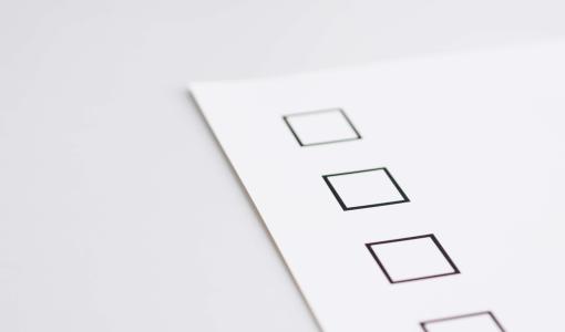 استمارة | تعبيرية freepik