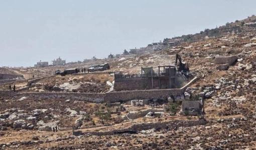 جرافات الاحتلال تهدم منزلا في قرية أرطاس جنوب بيت لحم 5/8/2025 | المصدر: فلسطين بوست