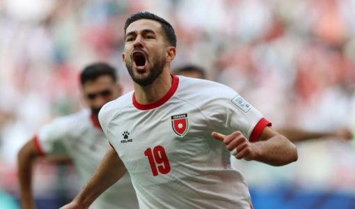 لاعب المنتخب الوطني سعيد الروسان بعد تسجيله الهدف الثاني في مرمى الكويت 6/12/2025 | المصدر: منصة إكس