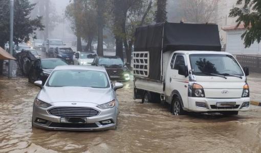 أحد شوارع العاصمة عمان بعد أن غمرته مياه الأمطار | المصدر: مواقع التواصل