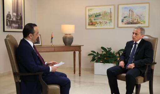 رئيس الوزراء جعفر حسان خلال مقابلة مع التلفزيون الأردني 11/1/2026