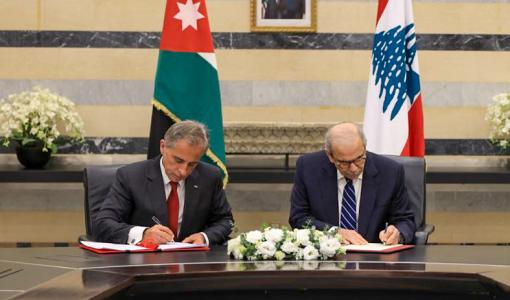 رئيس الوزراء جعفر حسان ونظيره اللبناني نواف سلام، بيروت 14/1/2026 | بترا