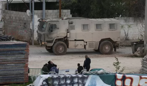 آلية للاحتلال خلال اقتحام مخيم نور شمس قرب طولكرم بالضفة الغربية | الوكالة الأوروبية للصور الصحفية