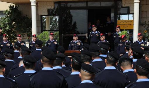 مدير الأمن العام اللواء عبيد الله المعايطة خلال زيارة سابقة لإدارة الدوريات الخارجية 19/3/2025 | مديرية الأمن العام