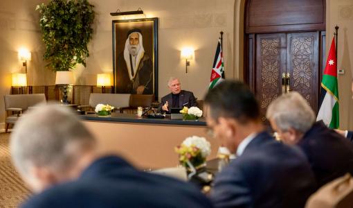 من لقاء الملك عبد الله الثاني مع شخصيات سياسية وإعلامية 4/2/2026 | الديوان الملكي