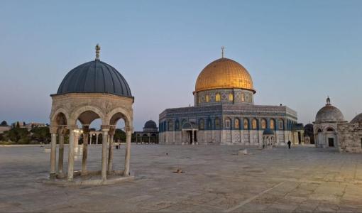 ساحات المسجد الأقصى الفارغة جراء تقييدات الاحتلال