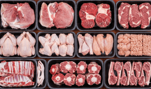 لحوم دواجن ولحوم حمراء