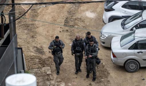 عناصر من شرطة الاحتلال خلال أحد الاقتحامات في القدس المحتلة | الأناضول