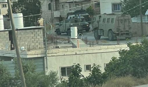 آليات الاحتلال خلال اقتحام بلدة السموع جنوب الخليل 19/5/2026 | فلسطين بوست