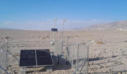 محطة قياس شمسية في موقع مشروع الأمونيا الخضراء | شركة الأردن للأمونيا الخضراء