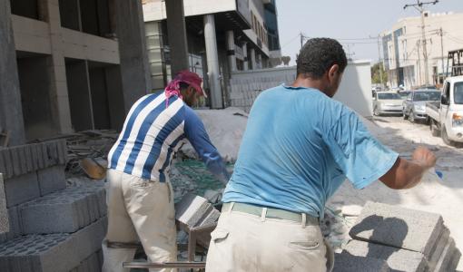 عمال بناء | حبر