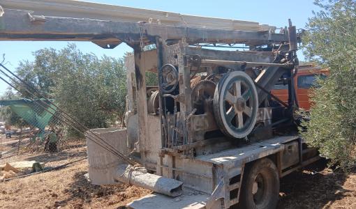 حفارة مخالفة تم ضبطها في إربد