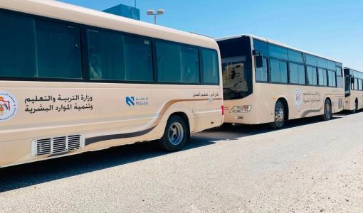 حافلات نقل طلبة المدارس الحكومية في لواء الحسا بمحافظة الطفيلة