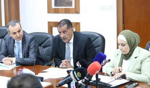 من اجتماع سابق للجنة الإدارية النيابية