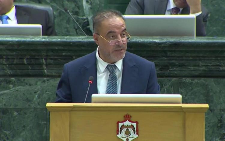 وزير المالية عبد الحكيم الشبلي خال إلقائه خطاب الموازنة العامة أمام مجلس النواب 11/11/2025