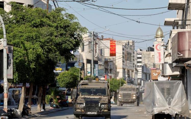 آليات الاحتلال خلال اقتحام سابق في الضفة الغربية | رويترز