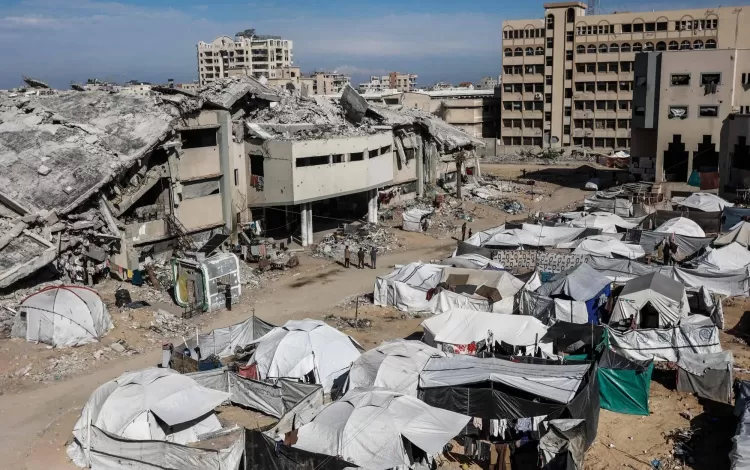 مخيم للنازحين الفلسطينيين في الجامعة الإسلامية 2/12/2025 | وكالة الأنباء الفرنسية