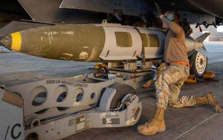 من تجهيزات القوات الأميركية للضربات ضد داعش في سوريا 19/12/2025 | المصدر: رويترز