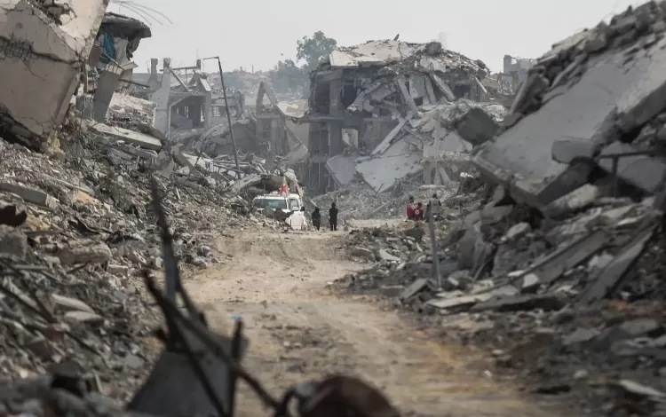 دمار سببته غارات الاحتلال على جنوب قطاع غزة | وكالة الأنباء الفرنسية