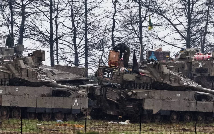 دبابات جيش الاحتلال الإسرائيلي عند الحدود مع لبنان | الوكالة الأوروبية للصور الصحفية