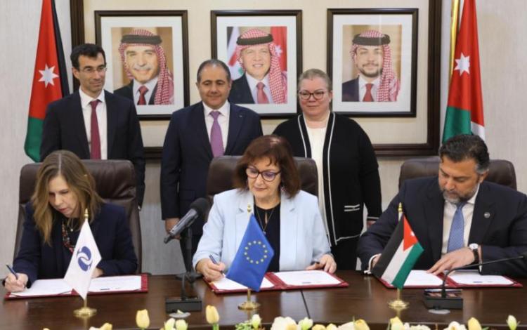جانب من توقيع 3 اتفاقيات تمويلية بقيمة إجمالية تبلغ 135 مليون يورو ضمن إطار الشراكة بين الأردن والاتحاد الأوروبي 7/5/2026 | المملكة