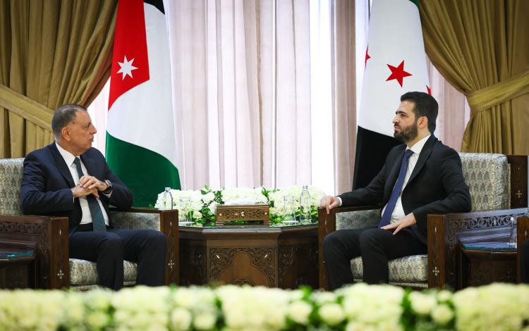 وزير الداخلية مازن الفراية مع نظيره السوري أنس خطاب في العاصمة السورية دمشق 8/7/2026
