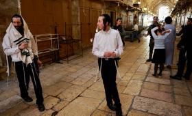 يهود يحاولون الدخول إلى المسجد الأقصى | المصدر: رويترز