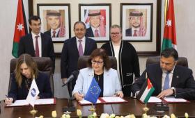 جانب من توقيع 3 اتفاقيات تمويلية بقيمة إجمالية تبلغ 135 مليون يورو ضمن إطار الشراكة بين الأردن والاتحاد الأوروبي 7/5/2026 | المملكة