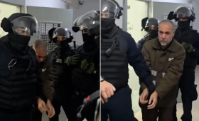 الطبيب الفلسطيني "حسام أبو صفية"، مدير مستشفى كمال عدوان في شمال قطاع غزة | الجزيرة